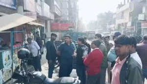 बिहार में बिजली उपभोक्ताओं के लिए नई व्यवस्था, मिल सकती है सस्ती या महंगी बिजली – जानिए डिटेल 2 Crime Scene In Bihar'S Kankarbagh Area, Where A Tea Vendor Was Targeted By Gunmen. Police Found Four Bullet Casings At The Scene And Arrested A Suspect.