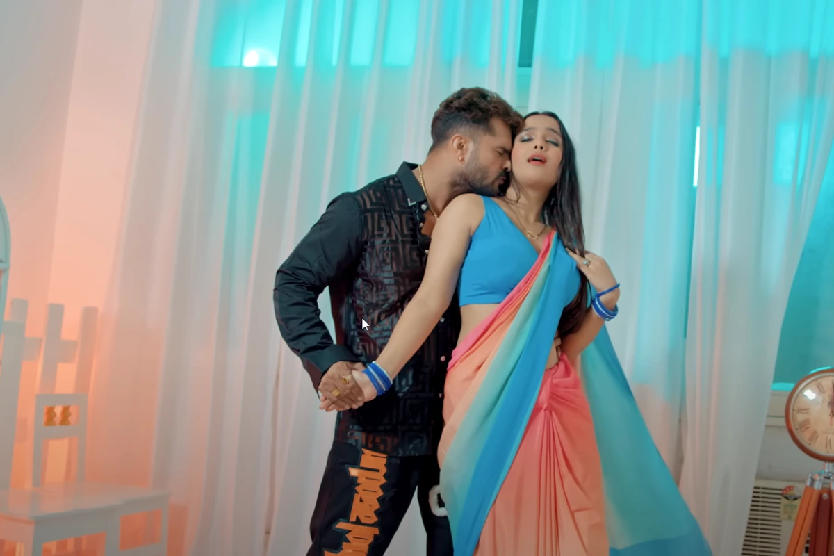 Khesari Lal Yadav Shilpi Raj Bhojpuri Song: खेसारी लाल यादव और शिल्पी राज का वायरल भोजपुरी गाना 'Saree Ke Plate', यूट्यूब पर लाखों व्यूज के साथ।