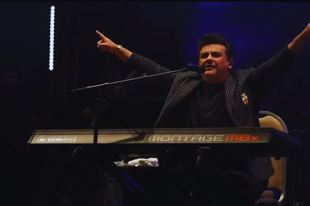 Singer Adnan Sami Citizenship की बात करें तो भारतीय नागरिकता विवाद के बीच सोशल मीडिया पर जवाब देते हुए