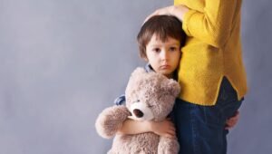 Covid Crisis Rising Again: केरल से दिल्ली तक फैली चिंता, क्या फिर से लेनी होगी वैक्सीन 3 क्या Three Year Old Child बोल नहीं पा रहा जानिए क्या है इसके पीछे की वजह और कितनी है चिंता की बात