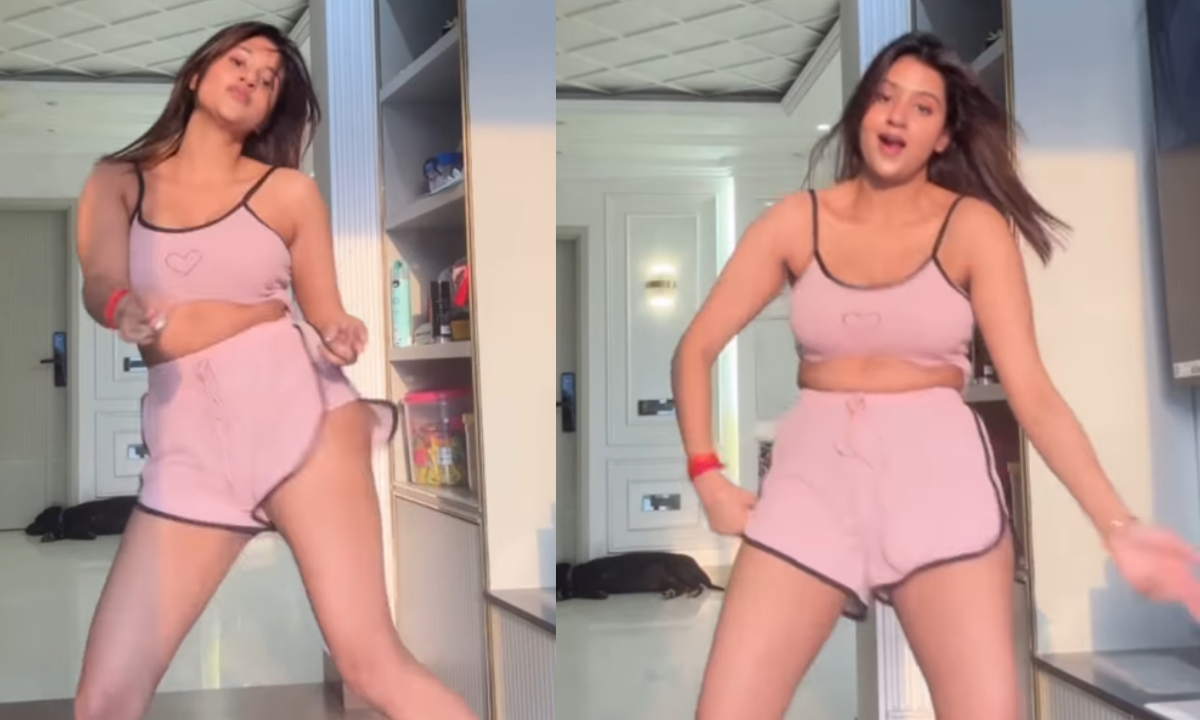 Anjali Arora Sexy Video In Night Dress: क़ातिल Look में Anjali Arora का धमाका! Babydoll Night Dress में रील ने मचाया बवाल 2 Anjali Arora Sexy Video In Night Dress: Anjali Arora Wearing A Hot And Sexy Babydoll Night Dress While Performing On Guru Randhawa'S Qatal Song In Her Latest Instagram Reel