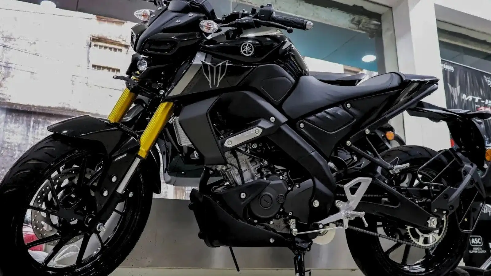 New Yamaha MT 15 2025 Model: युवाओं की पहली पसंद बनी ये स्पोर्टी बाइक – जानिए कीमत