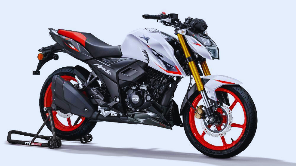 2025 Tvs Apache Rtr 160 हुआ लॉन्च: ₹1.34 लाख की कीमत में मिला Dual-Channel Abs और नए फीचर्स का धमाका 7 2025 Tvs Apache Rtr 160 Matte Black और Pearl White वेरिएंट में लॉन्च, ड्यूल चैनल Abs और Smartxonnect फीचर्स के साथ