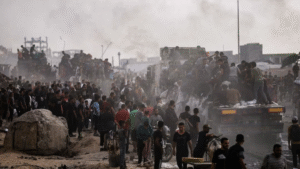 Mock Drill Alert On 7Th May: 7 मई को मॉक ड्रिल: क्या आप तैयार हैं? जानें क्यों ये ड्रिल आपके लिए जानलेवा हो सकती है! 6 Gaza War Israeli Airstrike Deaths गाजा में इस्राइली हमले के बाद घायल लोगों की सहायता करते लोग