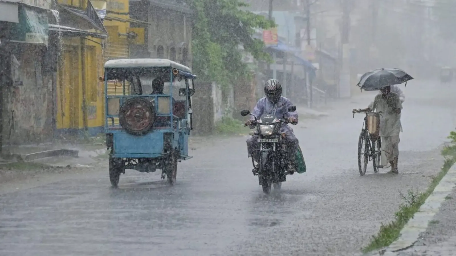 Rain and storm in Jharkhand on Independence Day 2025, orange alert issued
