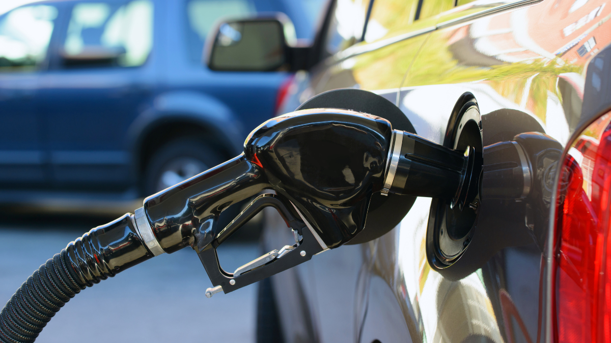 Petrol Diesel Price Today 14 August 2025: जानिए आज आपके शहर में ईंधन के लेटेस्ट रेट्स और बजट बचाने के तरीके! 2 Petrol Diesel Price Today 14 August 2025 In Major Indian Cities – Delhi, Mumbai, Hyderabad, Bengaluru Rates Update