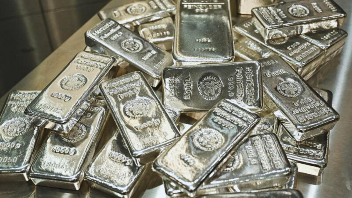 Gold And Silver Price Today 31 August 2025: जानिए 31 अगस्त 2025 के सोना-चांदी ताज़ा भाव 3 Gold And Silver Price Today 31 August 2025: भारत में आज के ताजा सोने के रेट का चार्ट