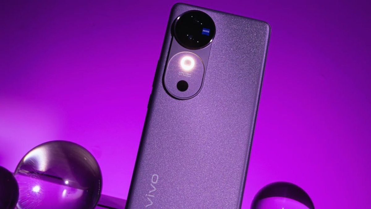 Vivo V40 5G Under 35000: Amoled Display और प्रीमियम डिज़ाइन