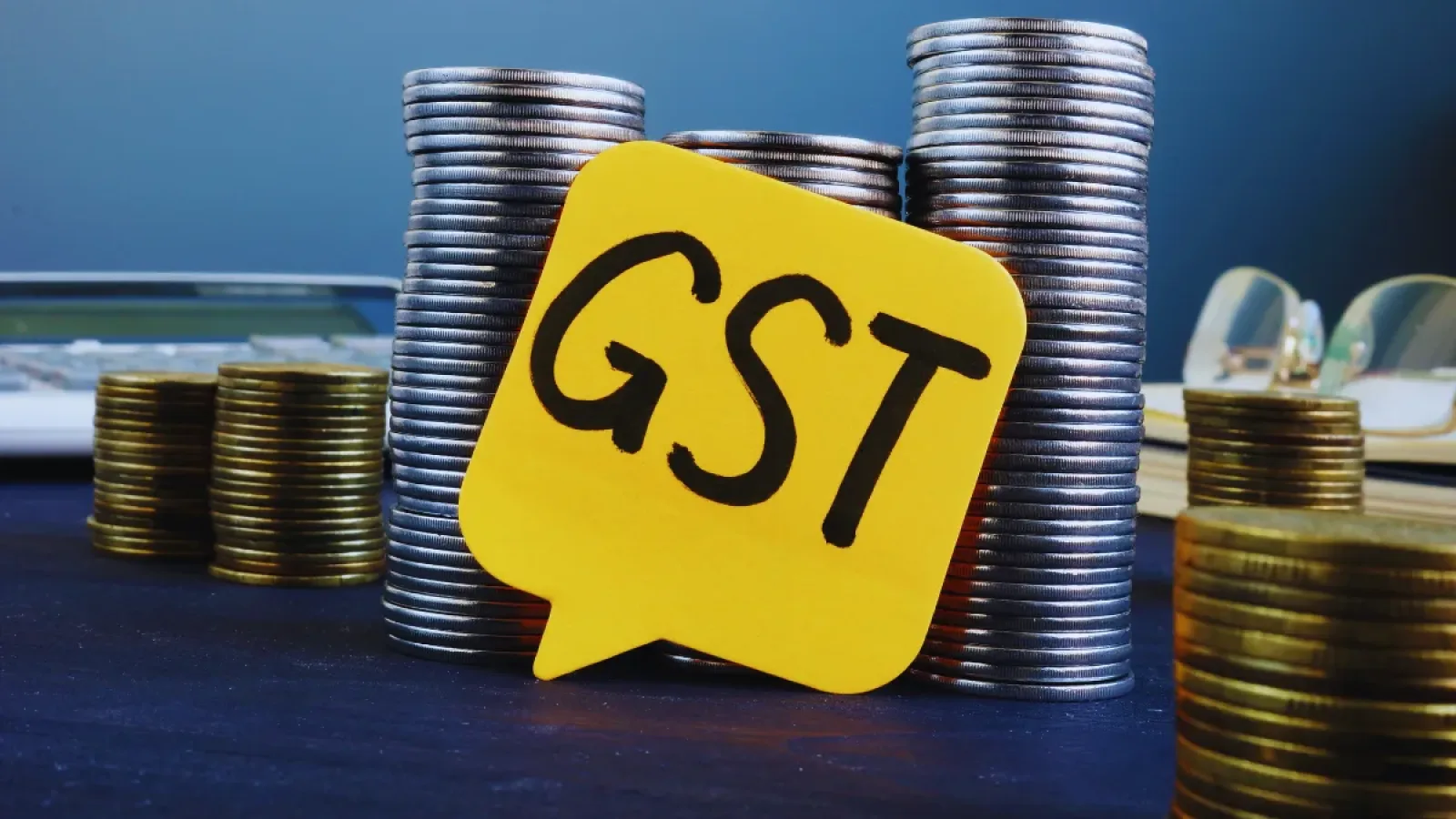 GST Rate Cut: जीएसटी सुधार 2025 के तहत घरेलू आवश्यक वस्तुओं और उपभोक्ता सामानों पर कम टैक्स दरों की घोषणा के बाद स्वच्छ बाजार का दृश्य