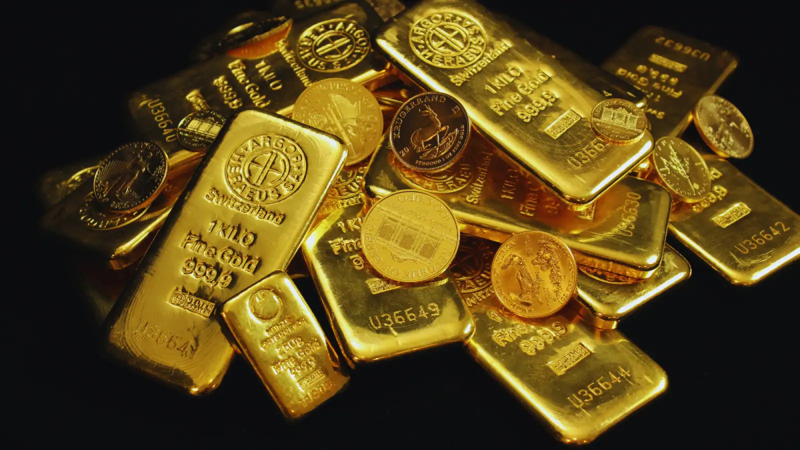 Gold Rate Prediction: सोने के दाम का पूर्वानुमान बताती आर्थिक ग्राफ और मार्केट की स्थिति