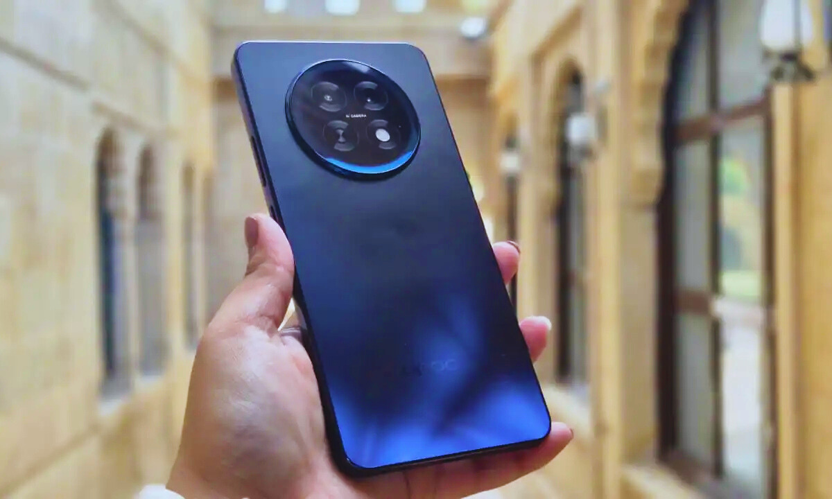 Oppo F31 Launch में नया स्मार्टफोन आकर्षक डिज़ाइन और पावरफुल फीचर्स के साथ