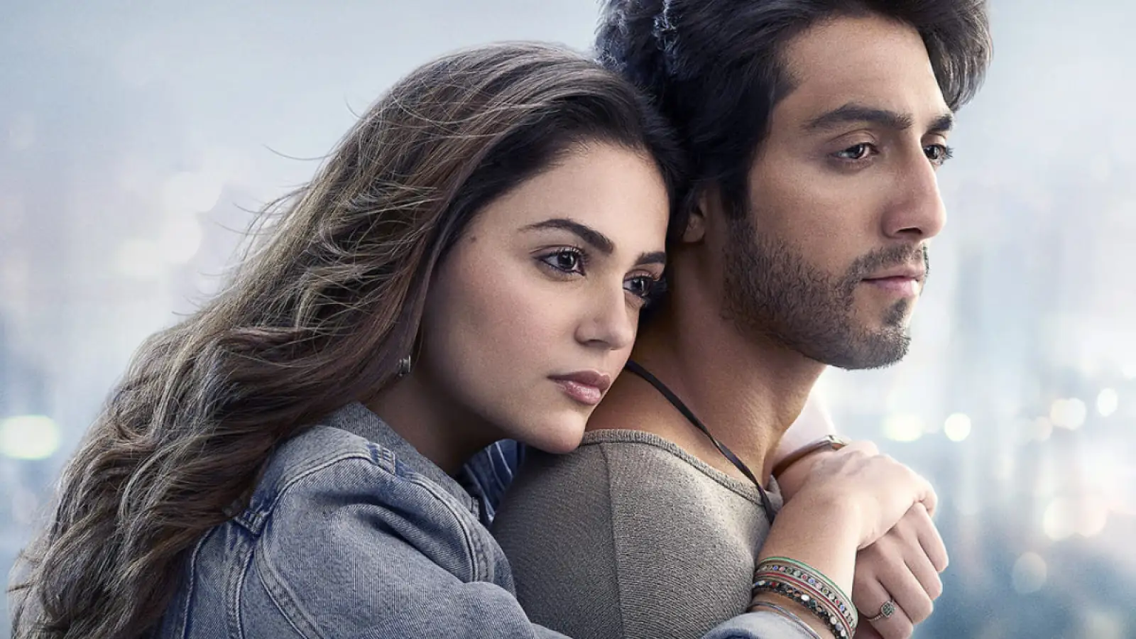 Top 5 Film Of This Year 2025 की सुपरहिट मूवीज़ का कोलाज जिसमें Saiyaara, Chhaava, Dragon, Mahavtar Narsimha और Coolie जैसी फिल्में दिखाई दे रही हैं जो ओटीटी पर ट्रेंड कर रही हैं।
