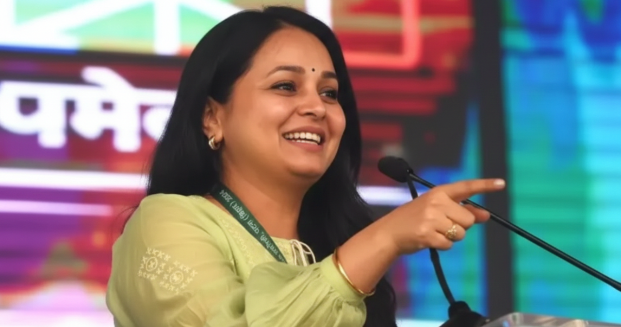 Rohini Acharya का बड़ा हमला! तेजस्वी यादव को खुली बहस की चुनौती, RJD में फिर घमासान