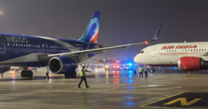 Mumbai Airport पर बाल-बाल बचा बड़ा हादसा, टैक्सीवे पर भिड़े दो विमान