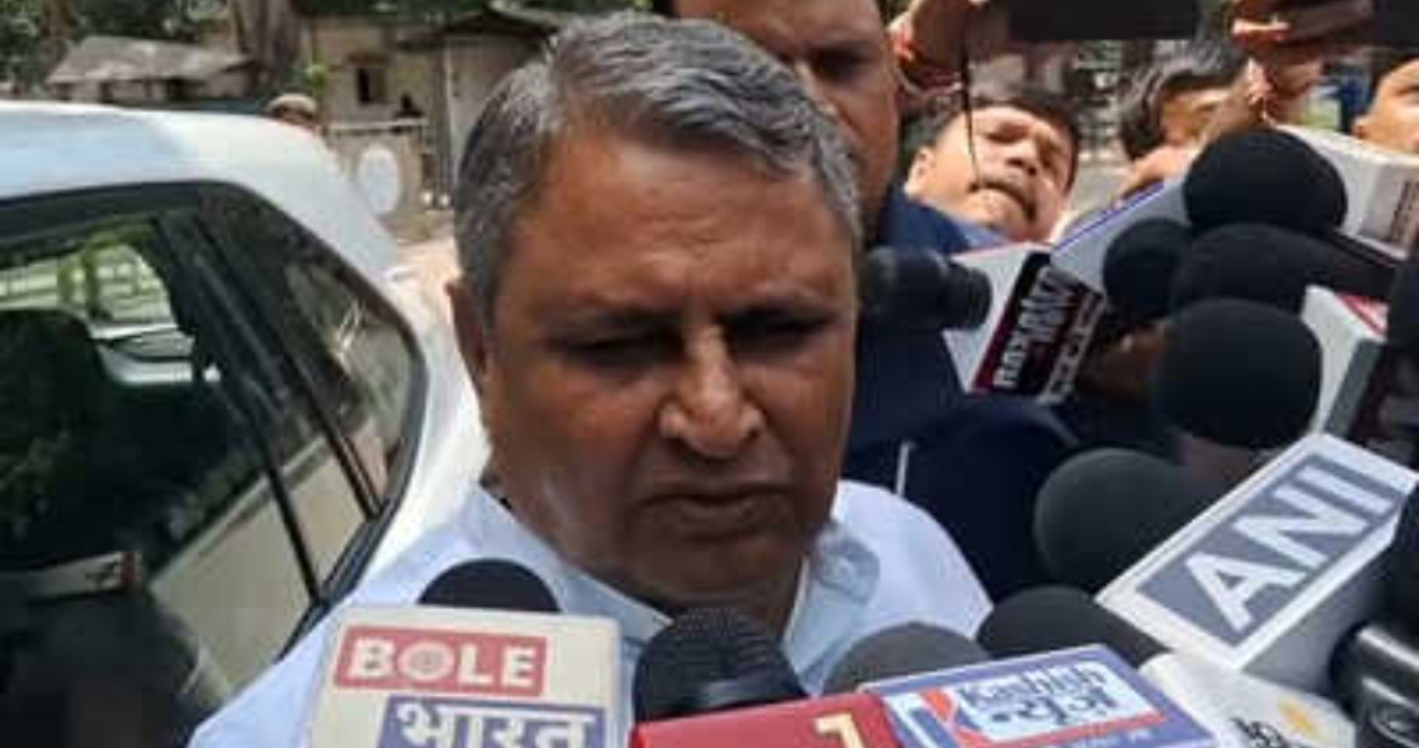 Bihar Politics: बिहार में सत्ता हलचल तेज! 20 घंटे में सम्राट-नीतीश की मुलाकात, CM चेहरा BJP तय करेगी